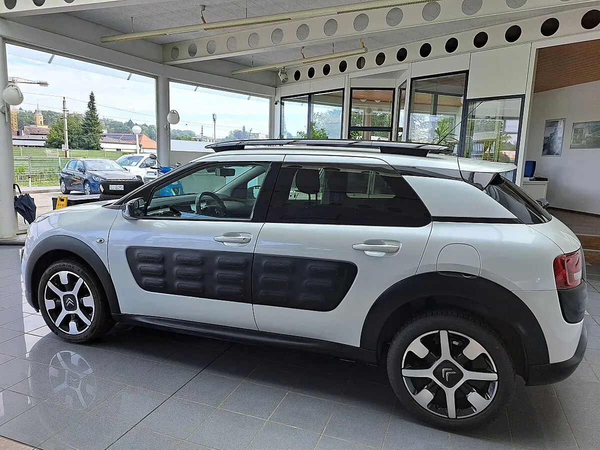 Citroen C4 Cactus 2015 photo 2