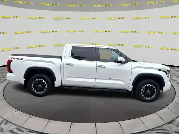 Toyota Tundra 2024 photo 2