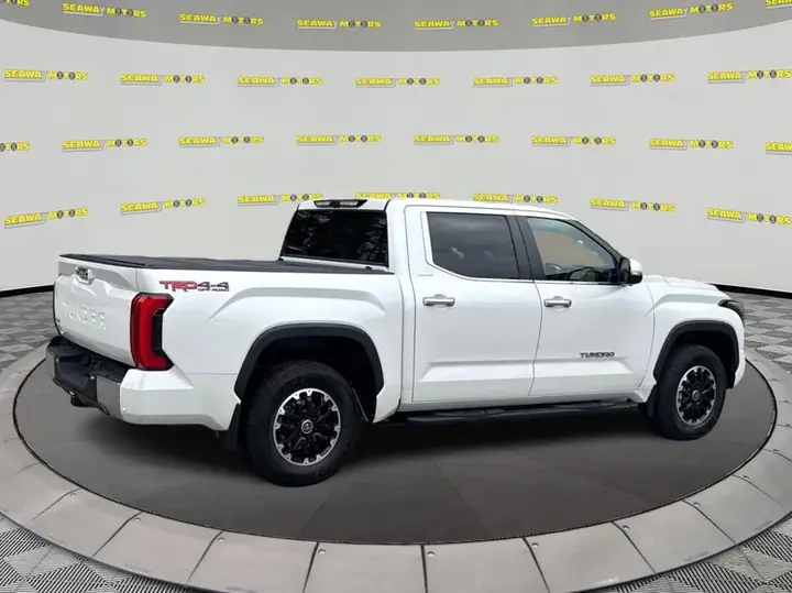Toyota Tundra 2024 photo 3
