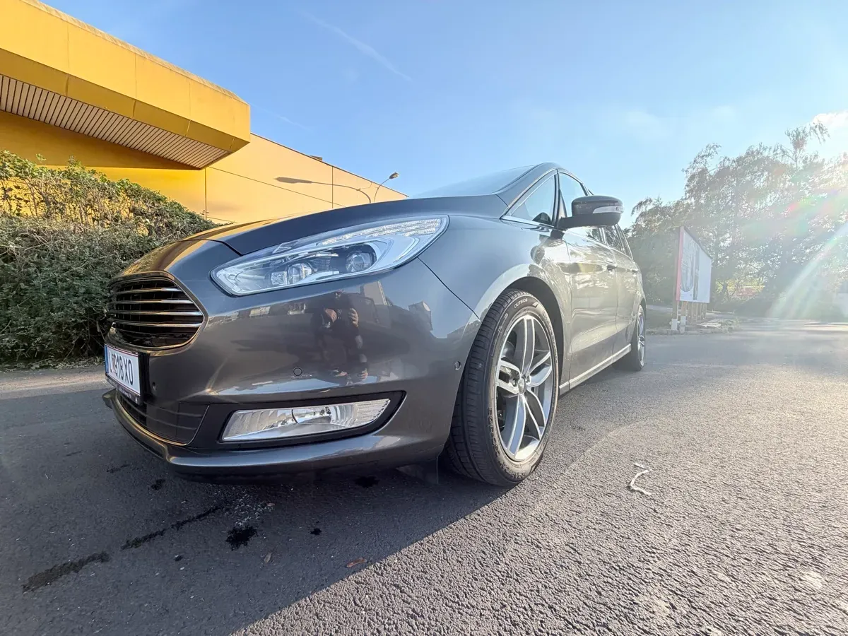 Ford Galaxy 2018 photo 2