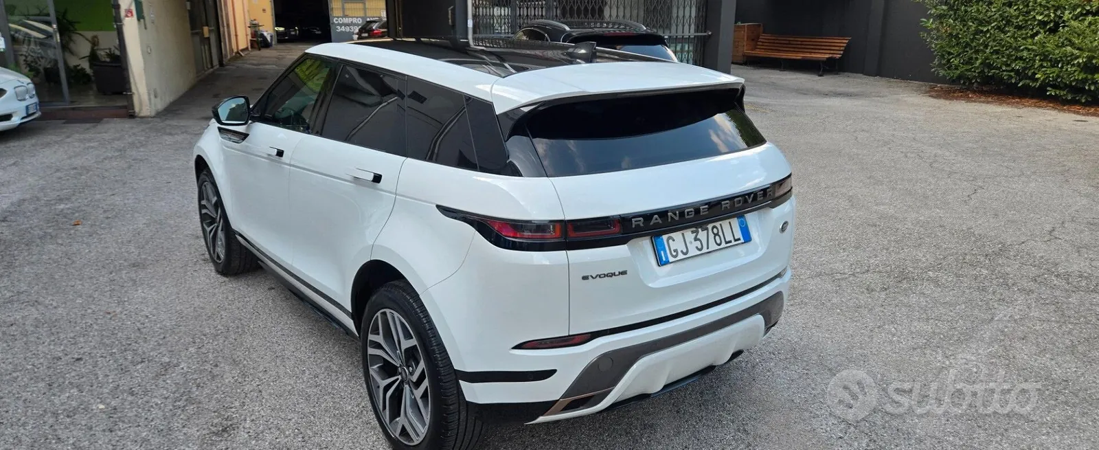 Land Rover Range Rover Evoque 2022 photo 5