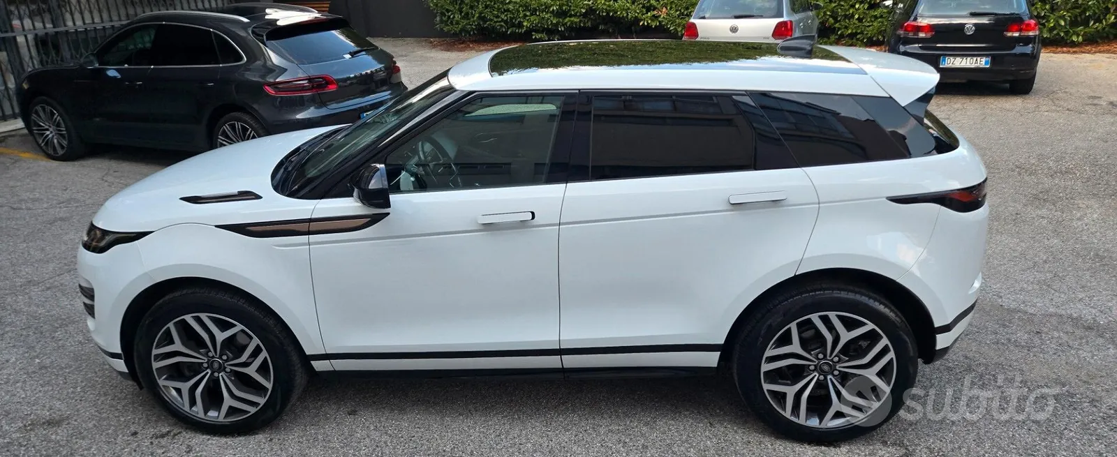 Land Rover Range Rover Evoque 2022 photo 4