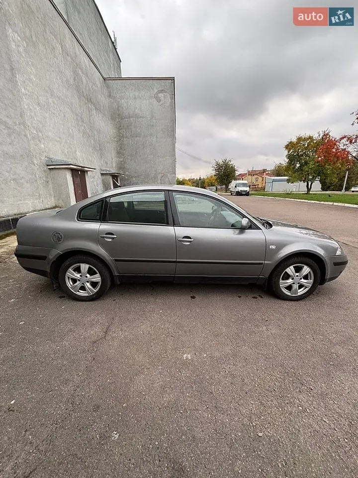 Volkswagen Passat 2002 photo 4