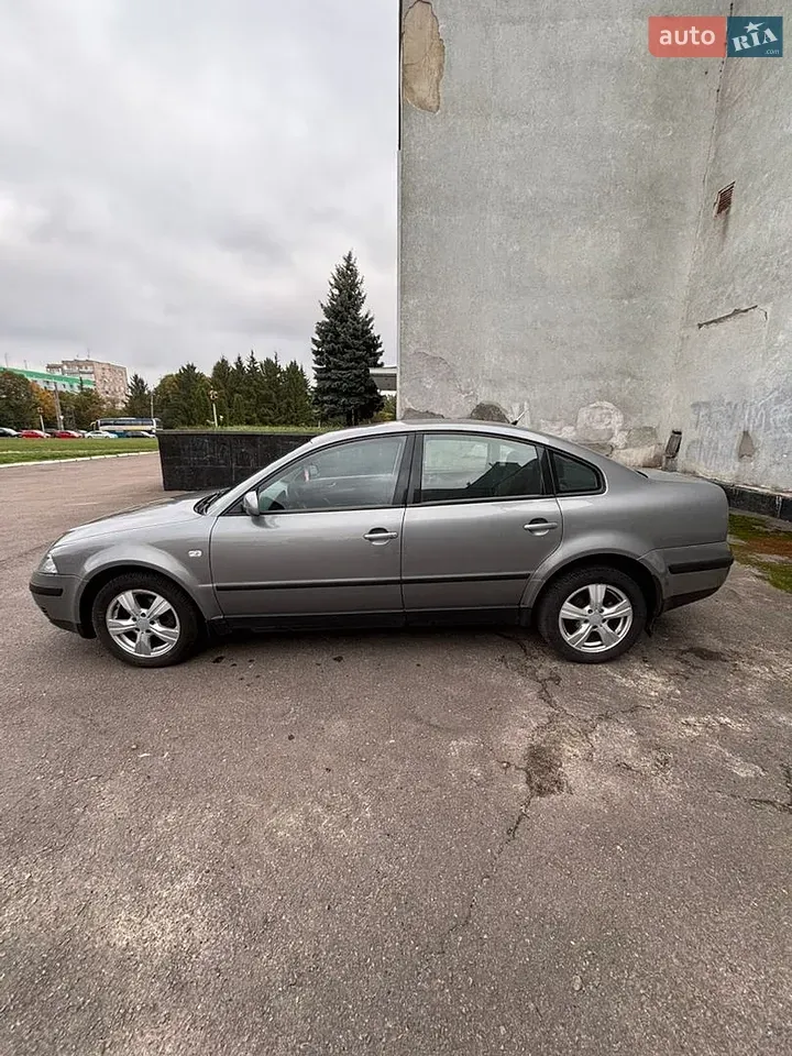 Volkswagen Passat 2002 photo 3