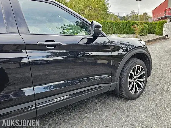 Ford Explorer 2023 photo 5