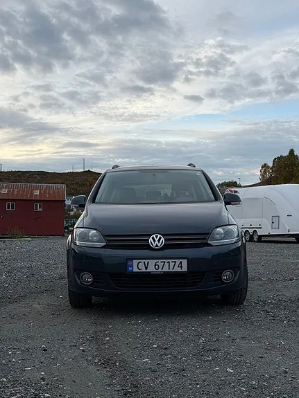 Volkswagen Golf Plus 2013 photo 2