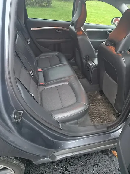 Volvo V70 2011 photo 4