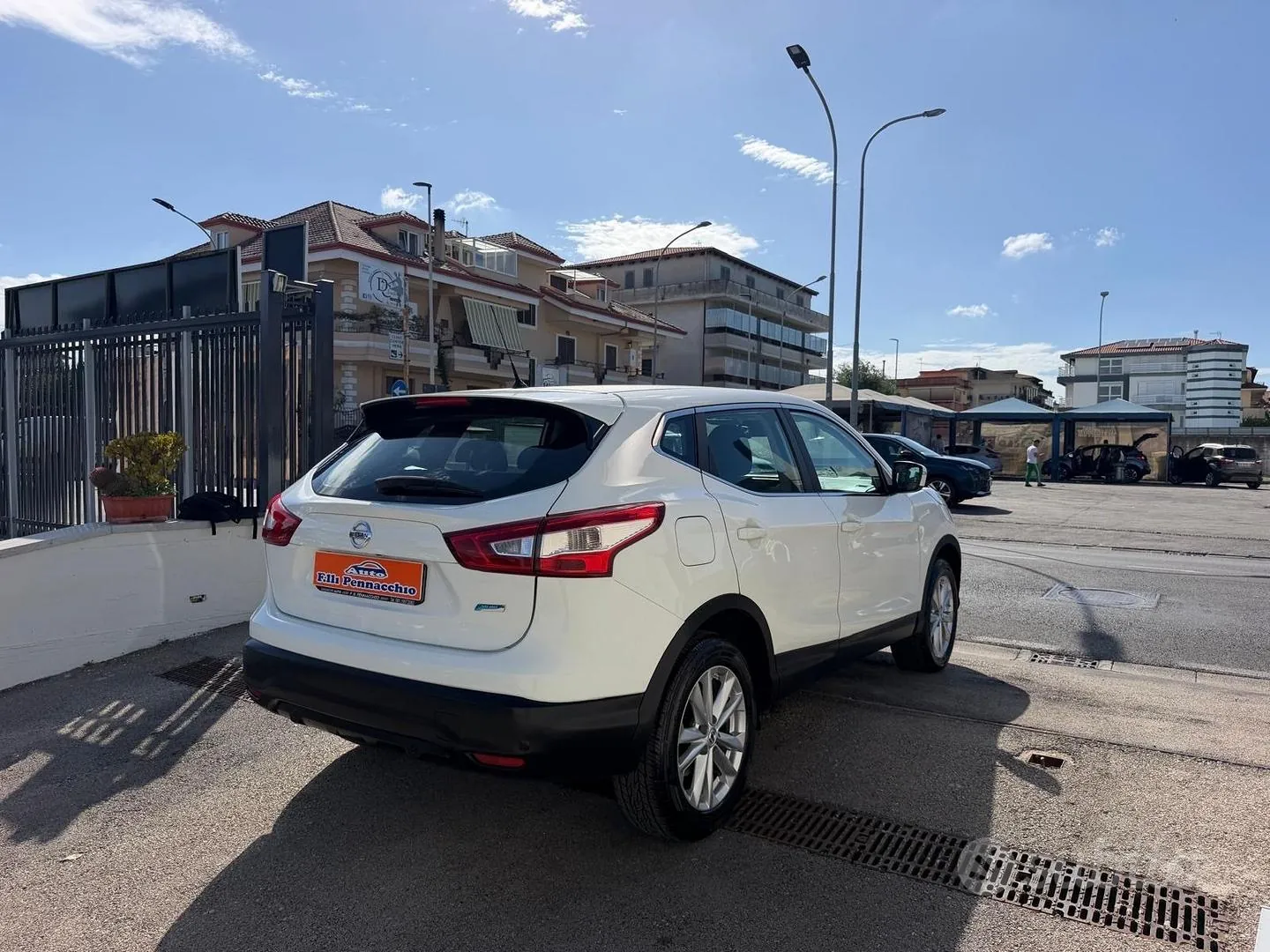 Nissan Qashqai 2015 photo 4