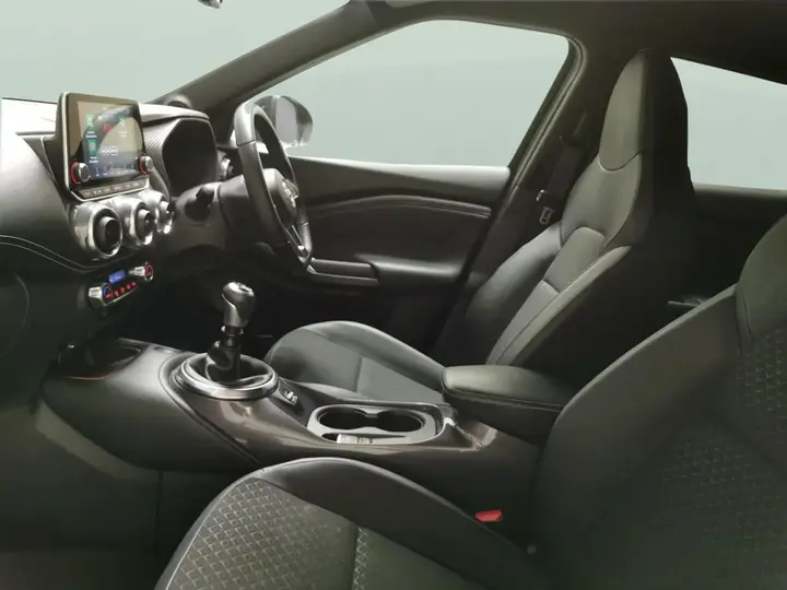 Nissan Juke 2023 photo 4