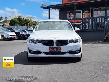 BMW 320I 2013 photo 3