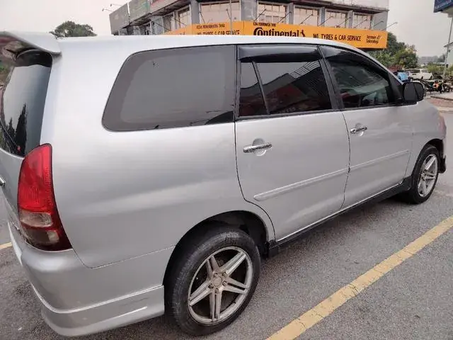 Toyota Innova