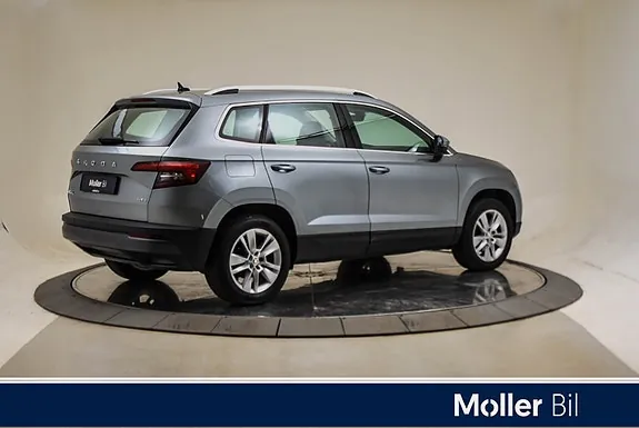 Skoda Karoq 2021 photo 2