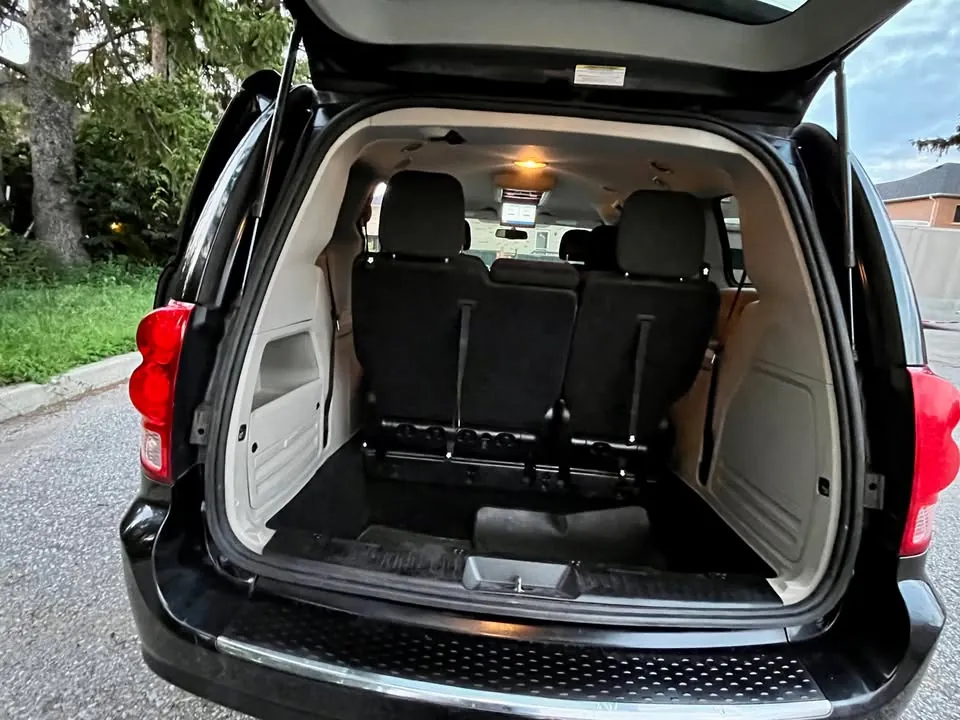 Dodge Caravan 2015 photo 5