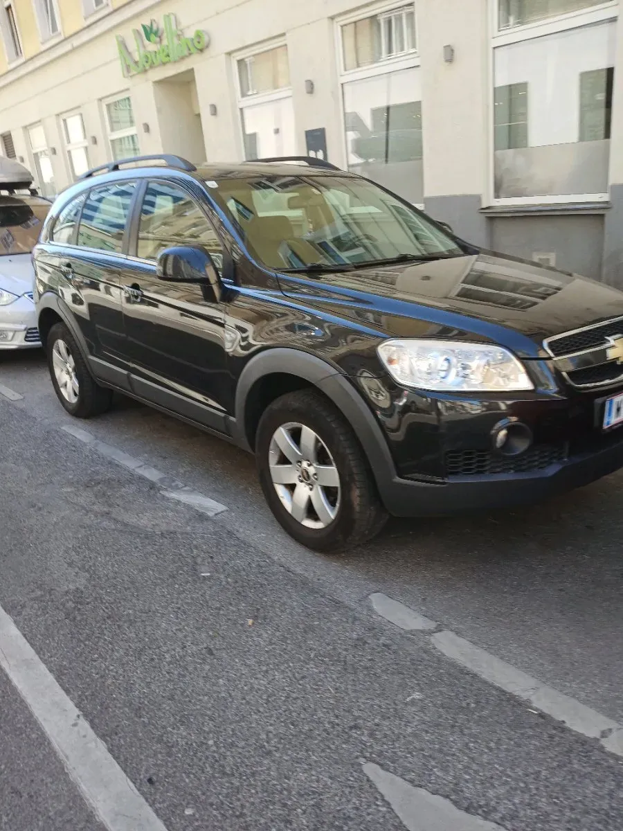Chevrolet Captiva 2010 photo 2