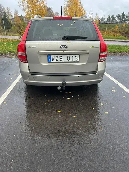 Kia Ceed 2011 photo 3
