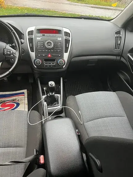 Kia Ceed 2011 photo 5