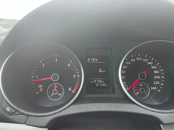 Volkswagen Golf Vi 2011 photo 5