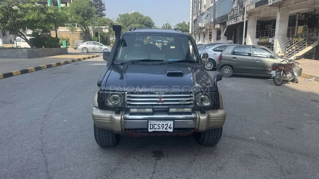 Mitsubishi Pajero