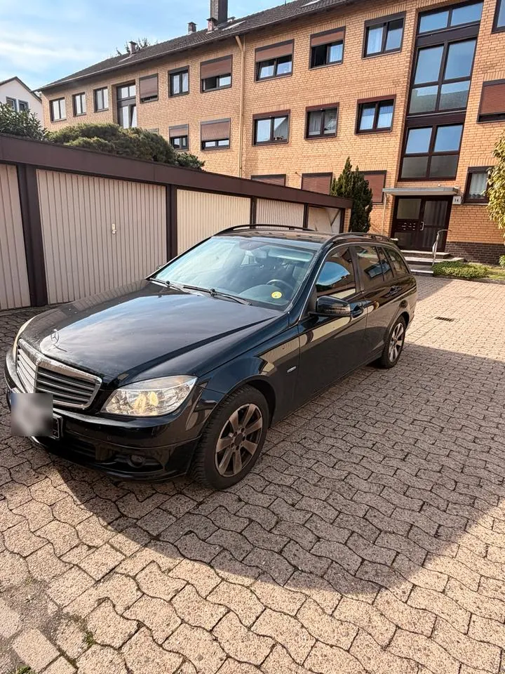 Mercedes-Benz C200