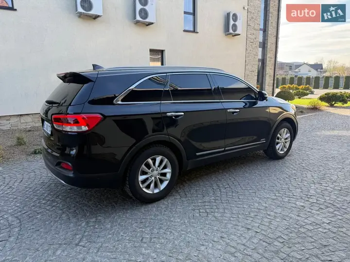 Kia Sorento 2015 photo 5