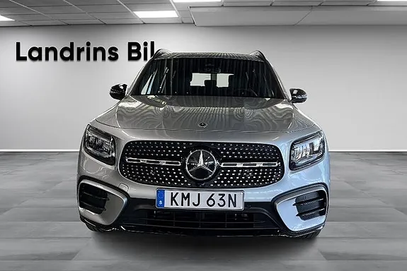 Mercedes-Benz Glb200 2025 photo 2