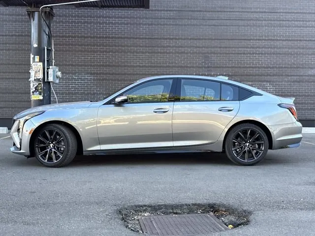 Cadillac Ct5 2026 photo 3