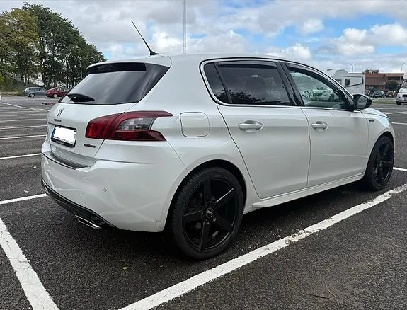 Peugeot 308 2019 photo 4