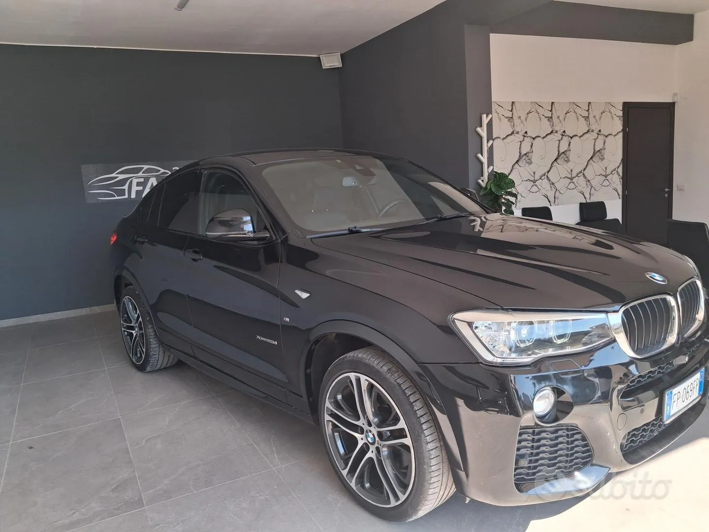 BMW X4 2018 photo 2