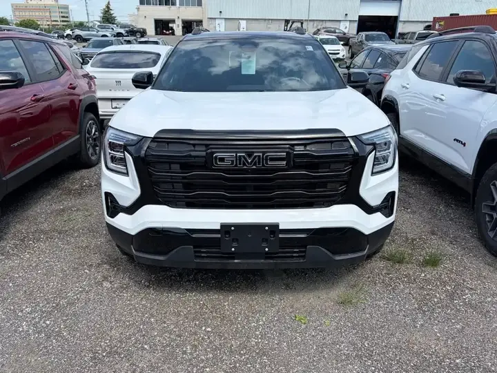 GMC Terrain 2027 photo 3