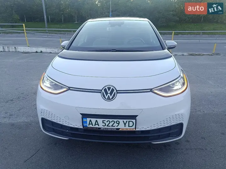 Volkswagen Id.3 2020 photo 2