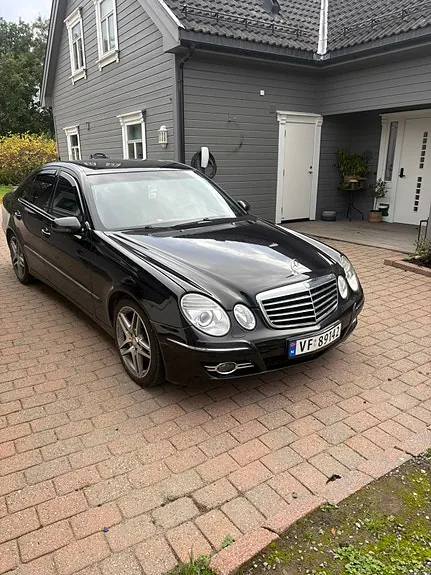 Mercedes-Benz E200 D 2007 photo 2