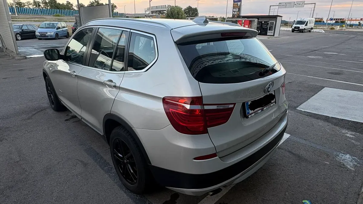 BMW X3 2012 photo 3