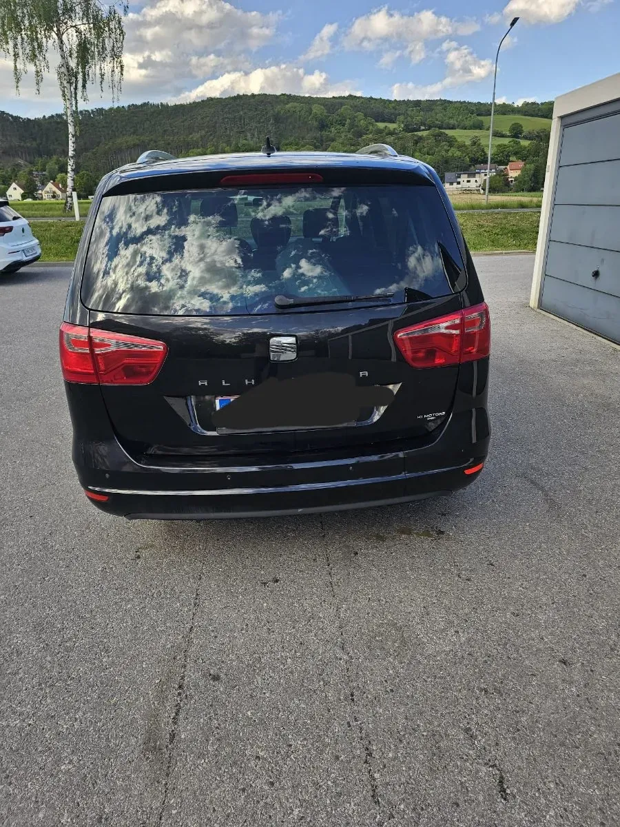 Seat Alhambra 2013 photo 2