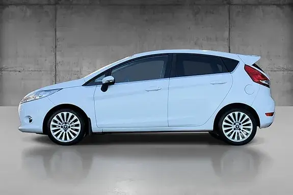 Ford Fiesta 2010 photo 4