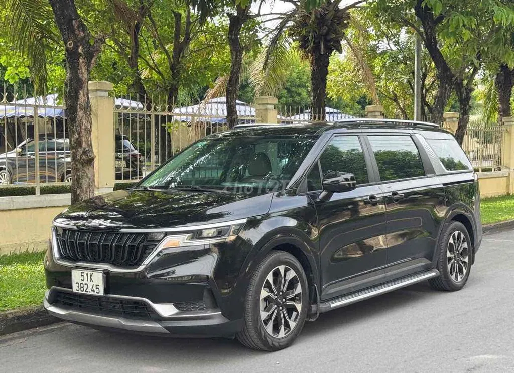 Kia Carnival 2022 photo 2