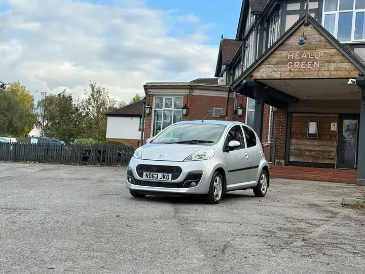 Peugeot 107 2013 photo 4