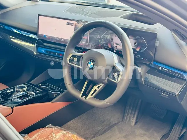 BMW 525I 2025 photo 3