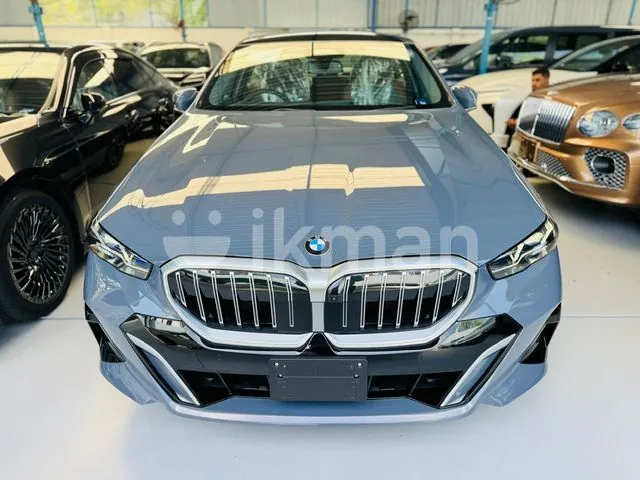BMW 525I