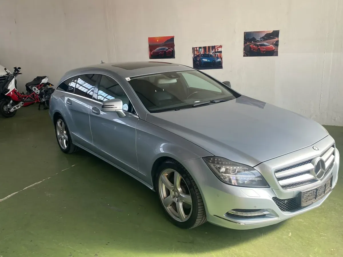 Mercedes-Benz Cls-Class