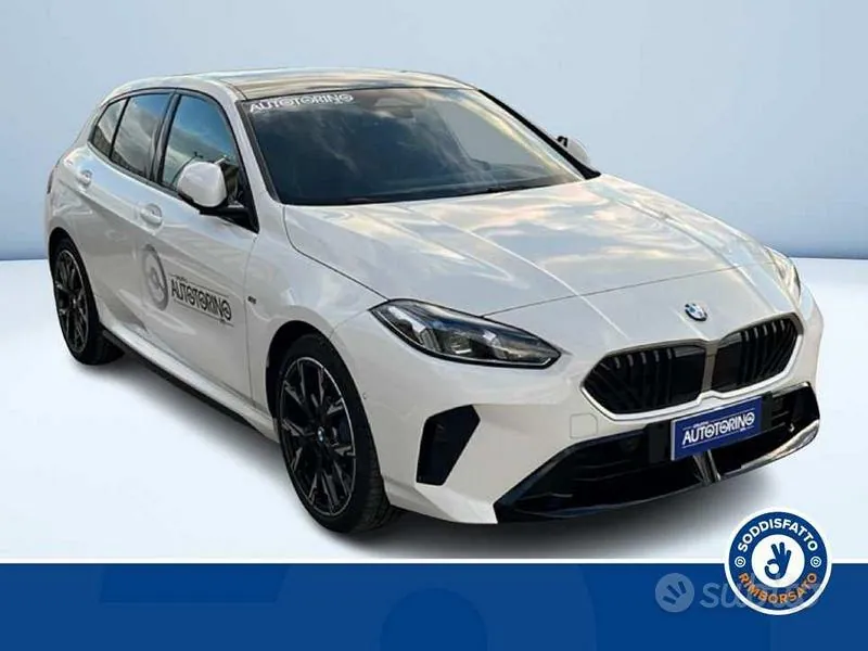 BMW 1 Series 2025 photo 3