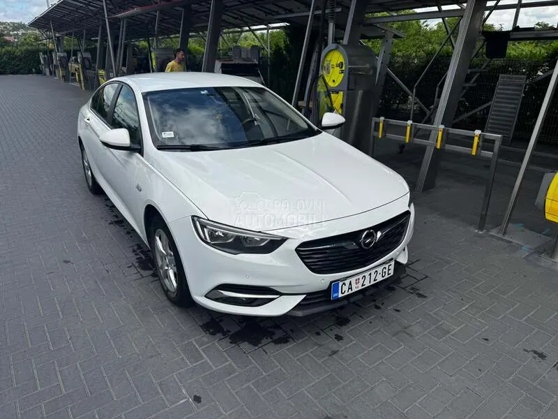 Opel Insignia 2018 photo 2