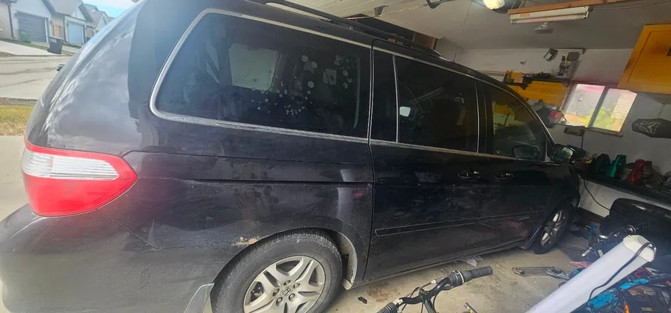 Honda Odyssey 2006 photo 2