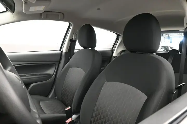 Mitsubishi Mirage 2022 photo 4