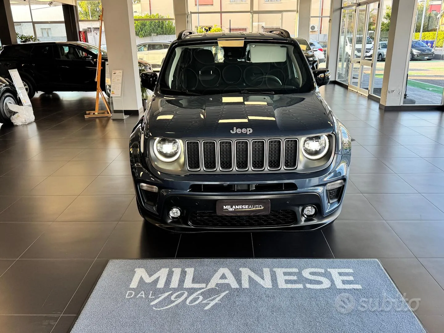 Jeep Renegade 2023 photo 2