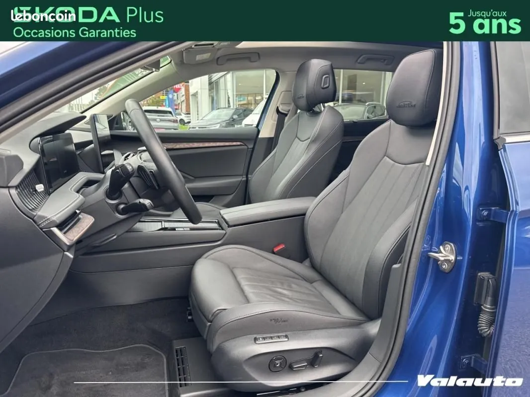 Skoda Superb 2025 photo 5