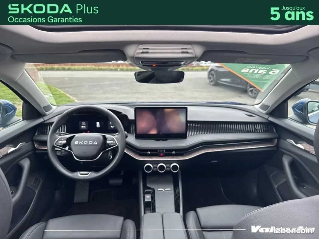 Skoda Superb 2025 photo 3