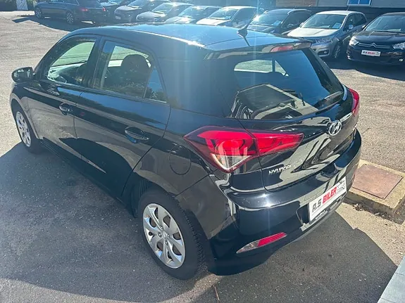 Hyundai I20 2017 photo 5