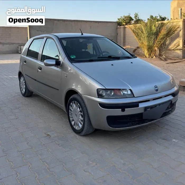 Fiat Punto 2001 photo 2