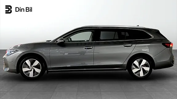 Volkswagen Passat 2025 photo 2