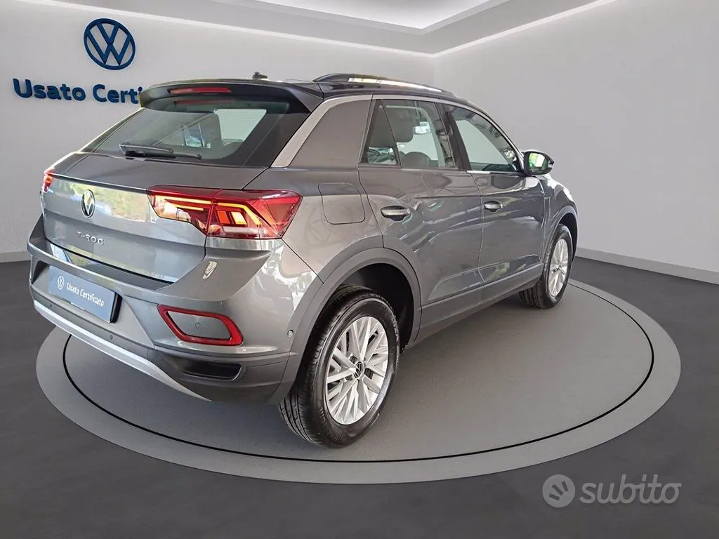 Volkswagen T-Roc 2023 photo 4